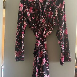 Apt. 9 Silky Robe Black with Pink Floral Print XL